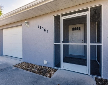 11065 Waterford Avenue - Photo Thumbnail 4