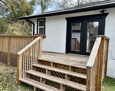 706 E Flora Street - Photo Thumbnail 14