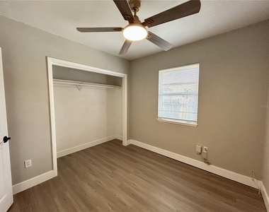 706 E Flora Street - Photo Thumbnail 11