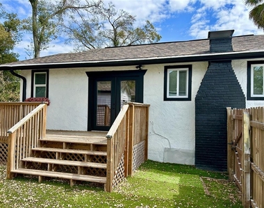 706 E Flora Street - Photo Thumbnail 2