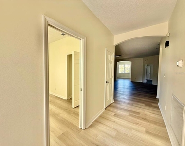 8530 Alexandra Arbor Lane - Photo Thumbnail 3