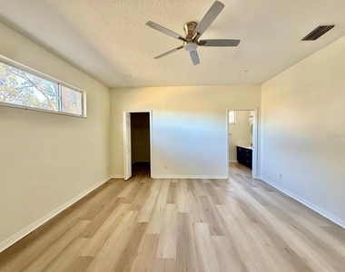 8530 Alexandra Arbor Lane - Photo Thumbnail 16