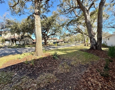 8530 Alexandra Arbor Lane - Photo Thumbnail 29