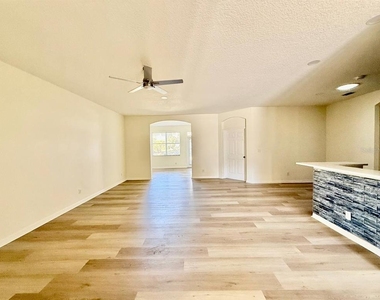 8530 Alexandra Arbor Lane - Photo Thumbnail 6