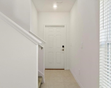 36403 Well Hill Way - Photo Thumbnail 3