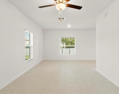 36403 Well Hill Way - Photo Thumbnail 8