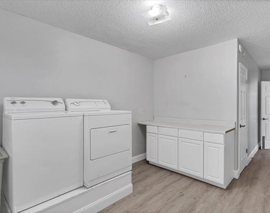 120 Sands Point Drive - Photo Thumbnail 48