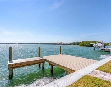 120 Sands Point Drive - Photo Thumbnail 40