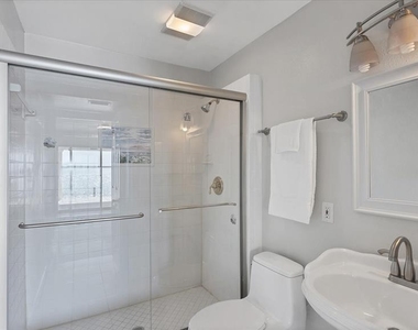 120 Sands Point Drive - Photo Thumbnail 22