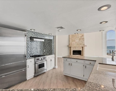 120 Sands Point Drive - Photo Thumbnail 11