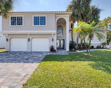 120 Sands Point Drive - Photo Thumbnail 2