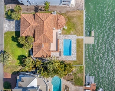 120 Sands Point Drive - Photo Thumbnail 42