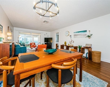 601 N Hercules Avenue - Photo Thumbnail 5