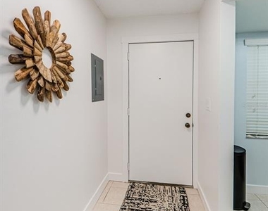 601 N Hercules Avenue - Photo Thumbnail 3