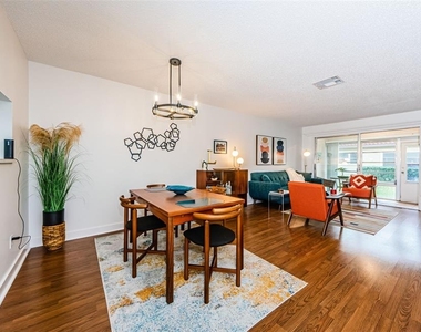 601 N Hercules Avenue - Photo Thumbnail 4