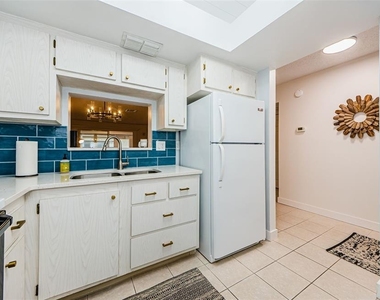 601 N Hercules Avenue - Photo Thumbnail 16