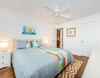 601 N Hercules Avenue - Photo Thumbnail 9