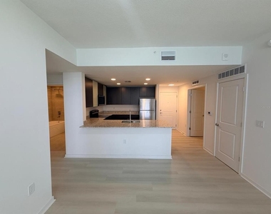 5587 Millenia Boulevard - Photo Thumbnail 6
