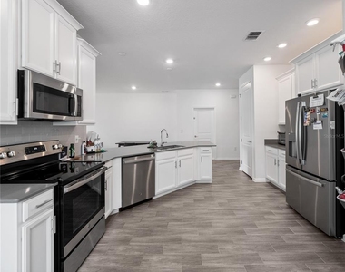 6308 Chirpine Lane - Photo Thumbnail 4