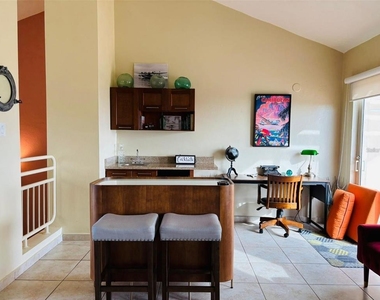 285 Palmas Inn Drive - Photo Thumbnail 13