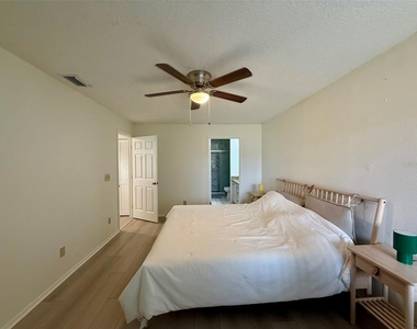 5202 Waterview Way - Photo Thumbnail 18