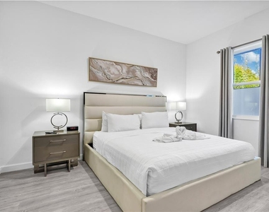 396 Famagusta Drive - Photo Thumbnail 6