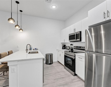 396 Famagusta Drive - Photo Thumbnail 5