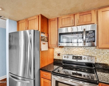 2947 S Atlantic Avenue - Photo Thumbnail 11