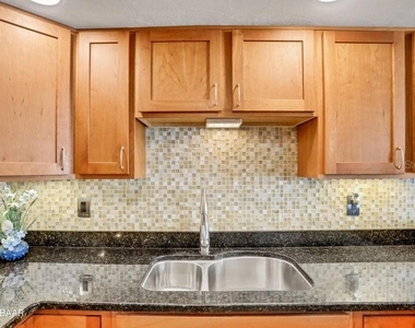 2947 S Atlantic Avenue - Photo Thumbnail 5