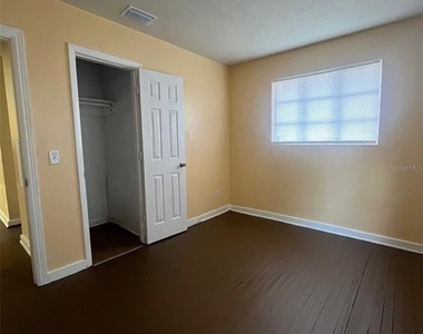 5353 N Orange Blossom Trail - Photo Thumbnail 6