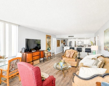 2947 S Atlantic Avenue - Photo Thumbnail 12