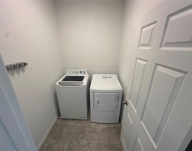 4724 Homestead Trail - Photo Thumbnail 16