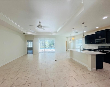 12335 Whisper Lake Drive - Photo Thumbnail 5