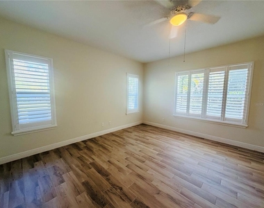 12335 Whisper Lake Drive - Photo Thumbnail 11