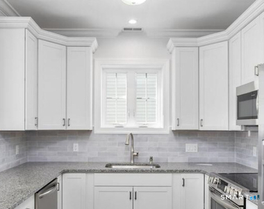 930 Reef Road - Photo Thumbnail 6