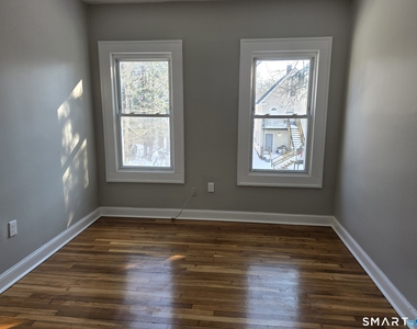 250 Bassett Street - Photo Thumbnail 4