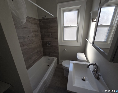 250 Bassett Street - Photo Thumbnail 3