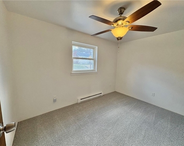 927 Vance Ave Unit A - Photo Thumbnail 14