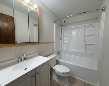 927 Vance Ave Unit A - Photo Thumbnail 13