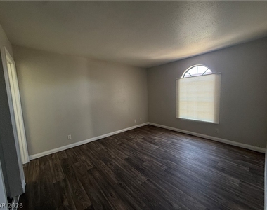 2967 Juniper Hills Boulevard - Photo Thumbnail 13