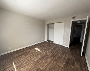 2967 Juniper Hills Boulevard - Photo Thumbnail 8