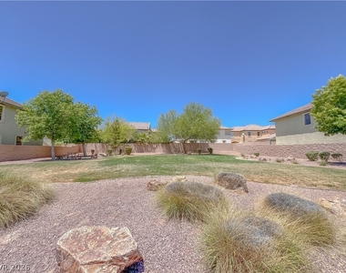 5646 Saint Elias Street - Photo Thumbnail 4