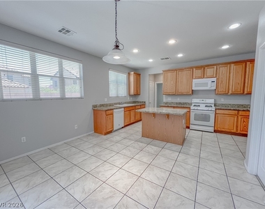 5646 Saint Elias Street - Photo Thumbnail 19
