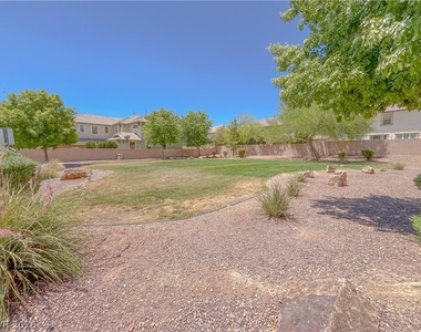 5646 Saint Elias Street - Photo Thumbnail 6