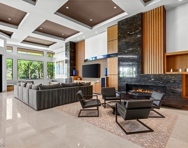 2 Castle Oaks Court - Photo Thumbnail 6