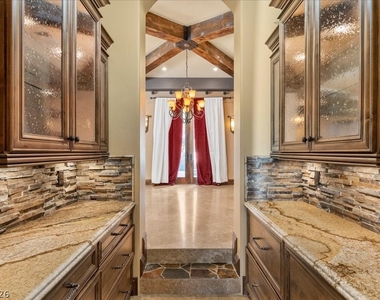 514 Mandalay Court - Photo Thumbnail 37