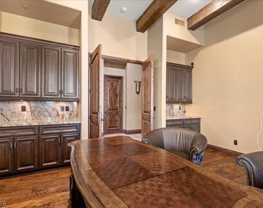 514 Mandalay Court - Photo Thumbnail 28