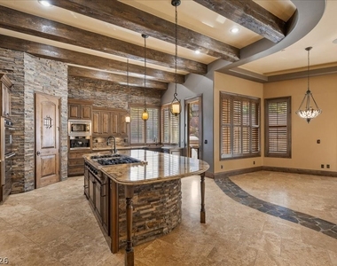 514 Mandalay Court - Photo Thumbnail 39