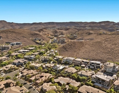 514 Mandalay Court - Photo Thumbnail 95