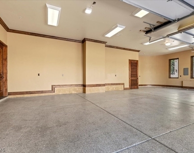 514 Mandalay Court - Photo Thumbnail 59